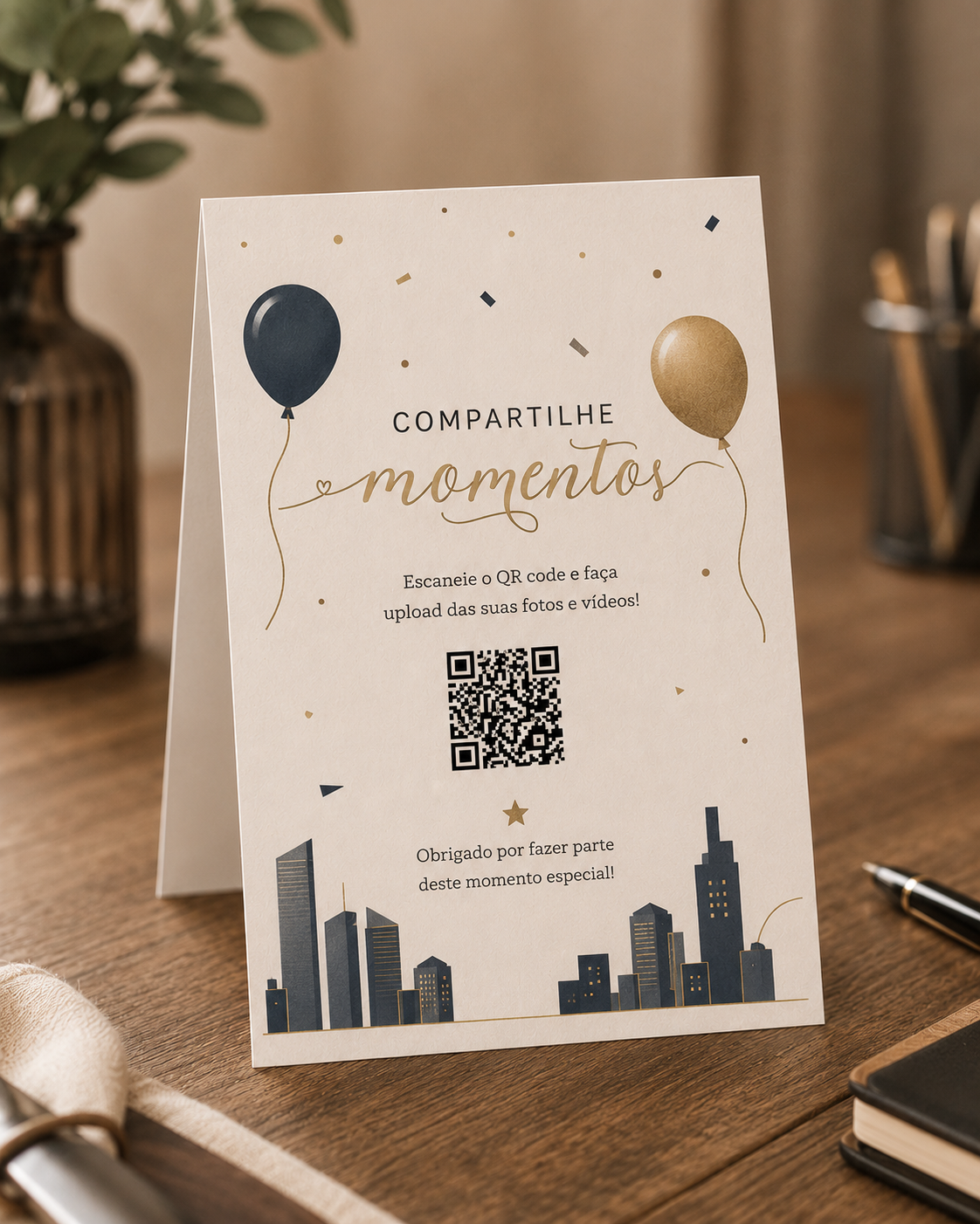 Display de mesa moderno e minimalista com QR Code